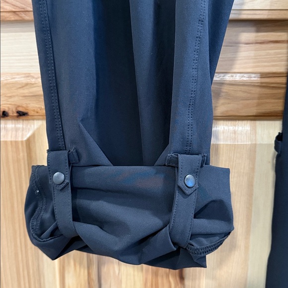 REI Women’s Black Activewear Adjustable Hiking Gorpcore Camping Pants Sz 14P - Picture 5 of 15